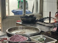-正宗杨记普洱酸醋米线(总店)