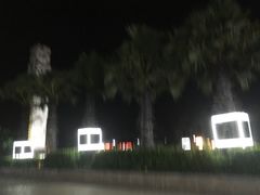 -亚龙湾中心广场