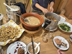 -董厨煨汤馆(车站路店)