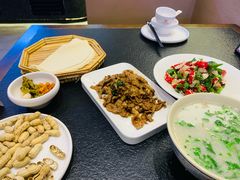 -丁里羊肉小镇(天鹅湖总店)