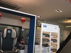 -北京运通博恩一汽大众4S店(亦庄店)