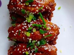 -鲸育宝宝月嫂(徐汇店)