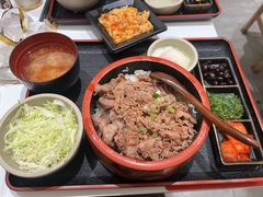 -牛邸·烧肉饭(来福士店)