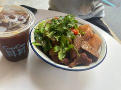 -CowCow其其·牛杂咖啡公司(六运店)