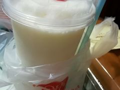 香草奶昔-红宝石·鲜奶小方(万航店)