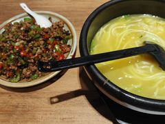 原味过桥米线-滇越乘象云南餐厅(次渠店)