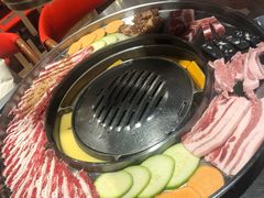 -哈哈碳都·牛肋条无限自助烤肉(台江万达店)