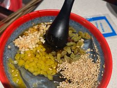 -钢管厂五区小郡肝串串香火锅(梅川路店)