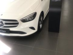 -杭州中升之星奔驰4S店(滨江店)