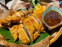 BBK街头烤鸡-泰妃殿(宏伊国际广场店)