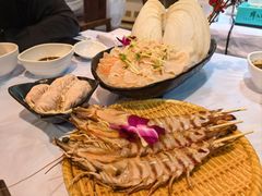 -鲜入围煮花胶鸡海鲜火锅