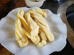 花卷-粘豆包柴火铁锅炖