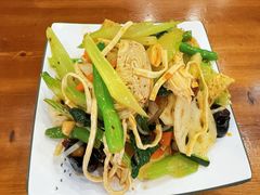 -手擀菠菜面(西康路店)