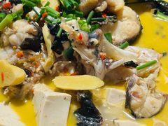 -湘力力小院·鱼汤泡饭(枫林路店)