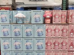 -名创优品(广州萝岗万达广场店)