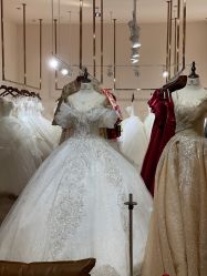 -Color卡诺婚纱礼服馆(南京严选店)