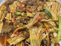 -民间瓦缸煨汤館(嵩山路店)