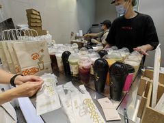 -喜茶(广州滨江宏岸店)