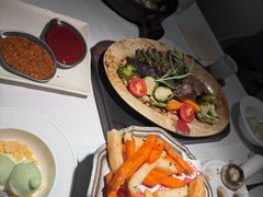 -春树下·树屋花房西餐厅(罍街AS1980店)