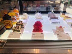 -Fridi Patisserie Cafe