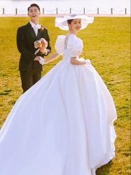 点击看大图 -挪娅婚纱摄影皇家会所