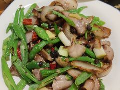 尖椒猪嘴-老鼎万春卤菜(五代传承创始老店)