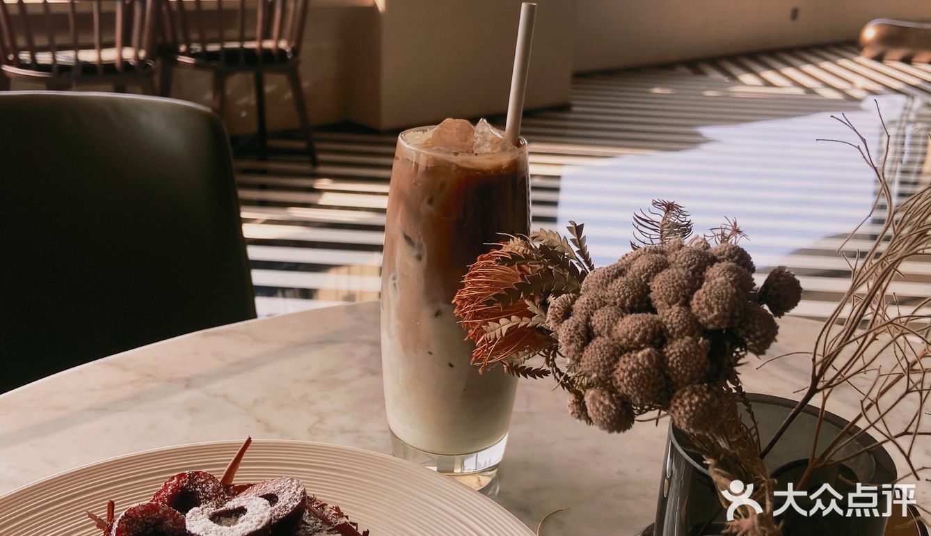 重庆探店｜坐拥一线江景滴品质下午茶