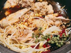 -云海肴·汽锅鸡·云南菜(天山百盛优客店)