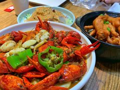 麻辣小龙虾-叶派龙虾•招牌香辣蟹·海鲜(中海国际店)