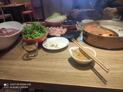 -彤德莱火锅(果园路店)