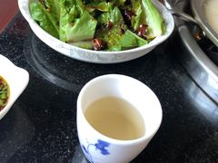 -老来福·非遗酸汤兔(凯旋路店)