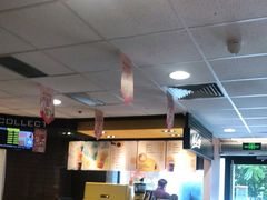 -麦当劳(中唱大厦店)