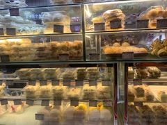 -白玉兰食品甜凤店(合生汇店)