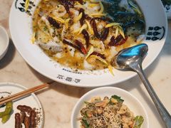 -渔语鱼酸菜鱼新川菜(来福士店)