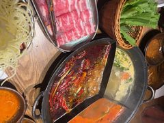 -巴卤社老火锅(财富店)
