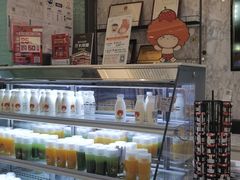 面包甜点陈列柜-面包新语(上地华联店)