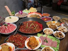 -萍姐火锅·公路夜市(武汉首店)