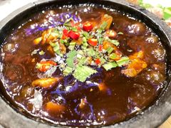 傣家石锅焖豆腐-滇越乘象云南餐厅(豆各庄店)
