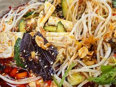 -周良天山牛杂城(天山路总店)