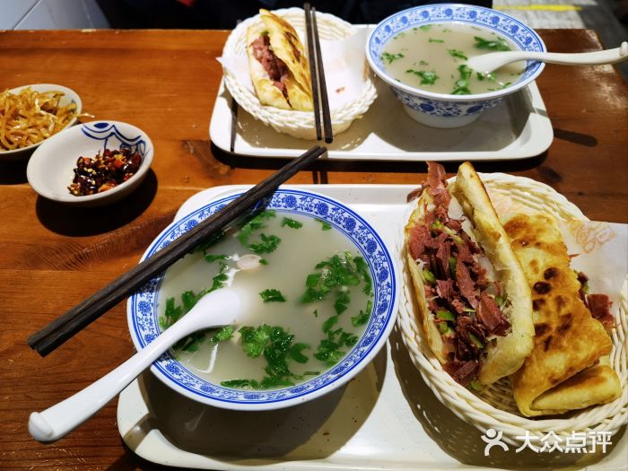 小彭驴肉火烧(安贞店)驴肉闷子火烧图片