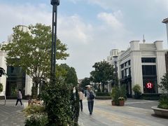 -比斯特上海购物村精品奥特莱斯