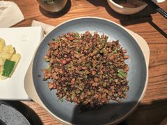 黑三剁-云海肴·汽锅鸡·云南代表菜(美罗城店)