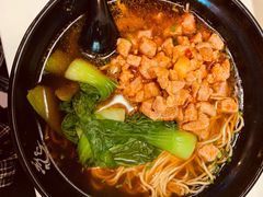 小馄饨-大龙汤包