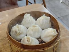 蟹粉小笼包-常鲜德乐购迎桂馒头店(麻巷公寓店)