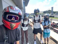 -上赛卡丁车世界
