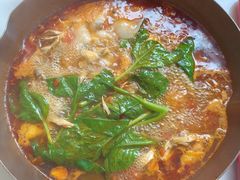 -毛辣果·贵州红酸汤牛肉火锅(西单店)