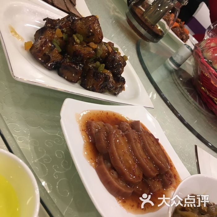 燕春楼饭庄爆两样图片