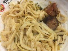-顺溜·手工刀削面·黑金店(铜锣湾店)