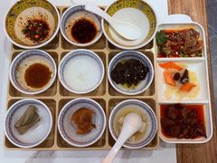九宫格-龙抄手(春熙路总店)