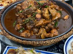 -八两八金·莱芜特色炒鸡(市南漳浦路店)